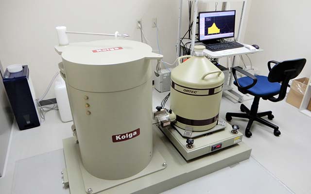 ゲルマニウム半導体検出器（ウェル型）